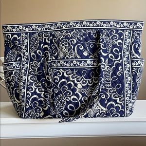 Vera Bradley Large Tote